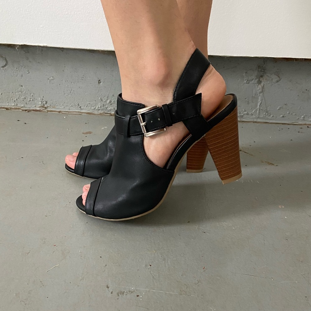 Black open back heels with tan heel